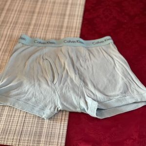 1 pair Designer Calvin Klein Boxer Briefs for Men.